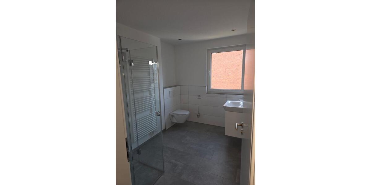 Etagenwohnung Lingen (Ems) Damaschke - 2.5 Zimmer, 82 m&sup2;, 1.450&euro; | Angebot:24845618