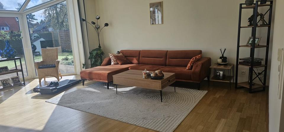 Erdgeschoßwohnung Gronau (Westfahlen) - 2 Zimmer, 115 m&sup2;, 1.200&euro; | Angebot:25974944