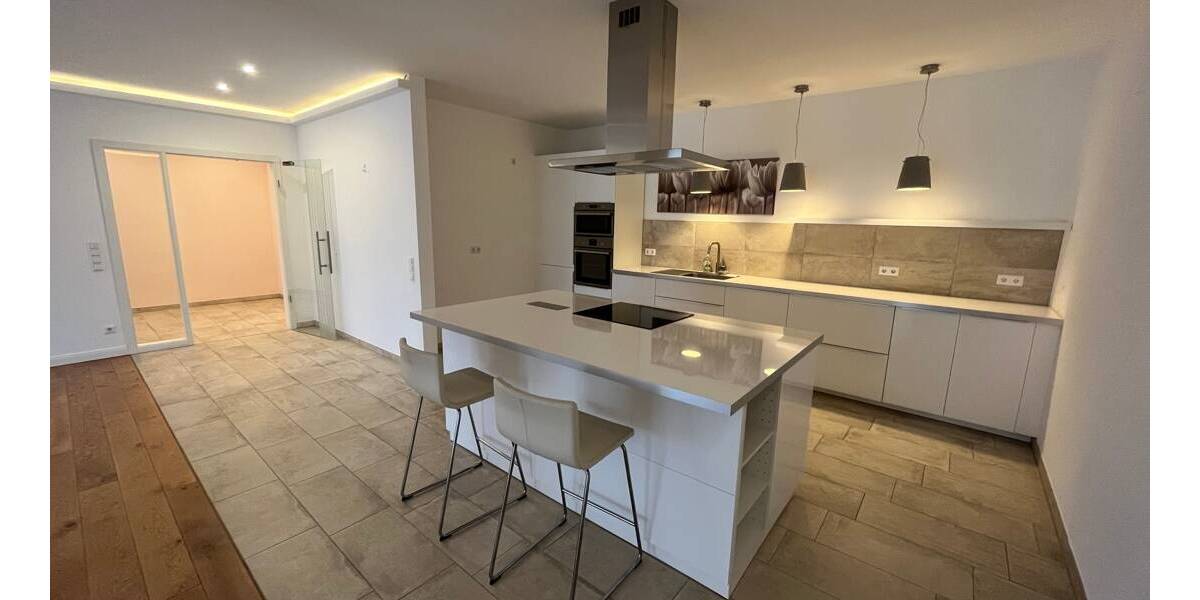 Etagenwohnung Rheine Innenstadt - 3 Zimmer, 148 m&sup2;, 1.350&euro; | Angebot:26797635