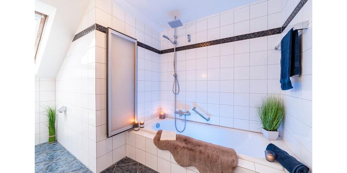 Dachgeschoßwohnung Lingen (Ems) Gauerbach - 3 Zimmer, 88 m&sup2;, 930&euro; | Angebot:26012827