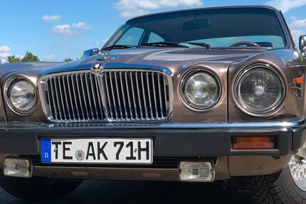 Jaguar XJ12 118.100 km 9.800 &euro; Ibbenbüren 49477