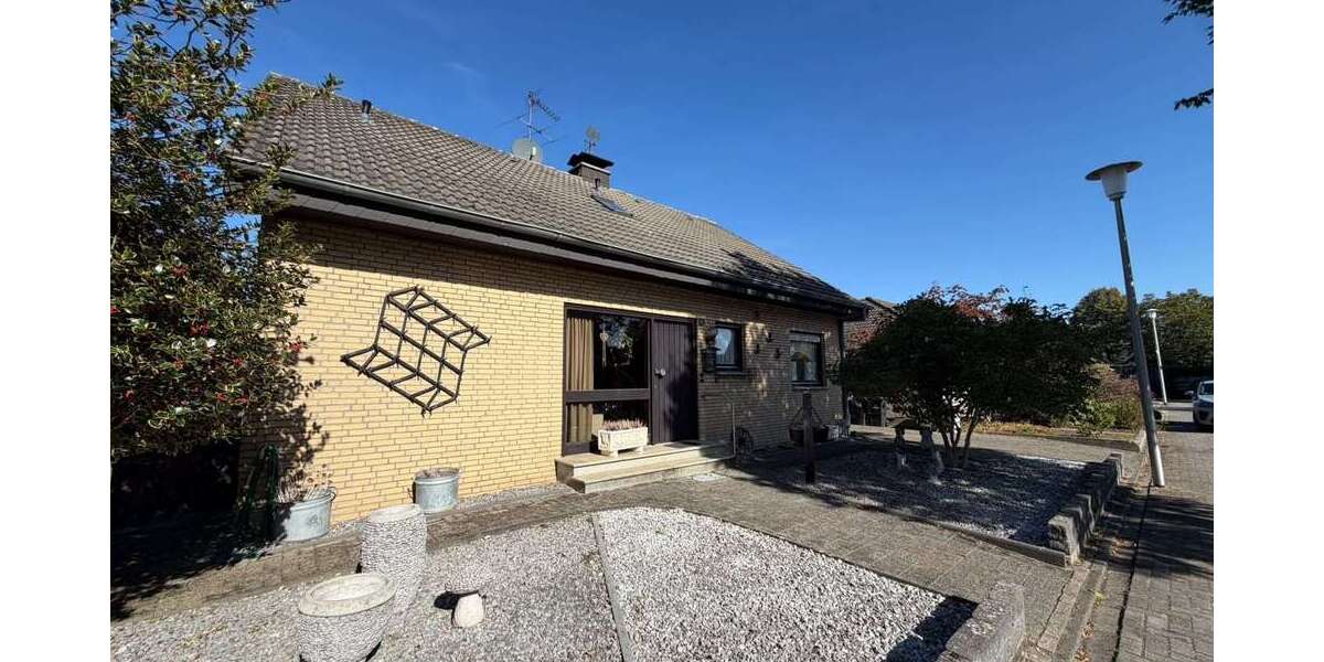 Einfamilienhaus Gronau (Westfalen) - 5 Zimmer, 135 m&sup2;, 249.000&euro; | Angebot:27512281