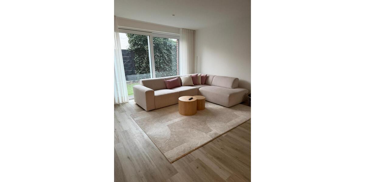 Erdgeschoßwohnung Lingen (Ems) - 2 Zimmer, 83 m&sup2;, 950&euro; | Angebot:25852977