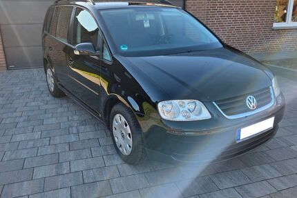 VW Touran 189.504 km 3.799 &euro; Heek 48619