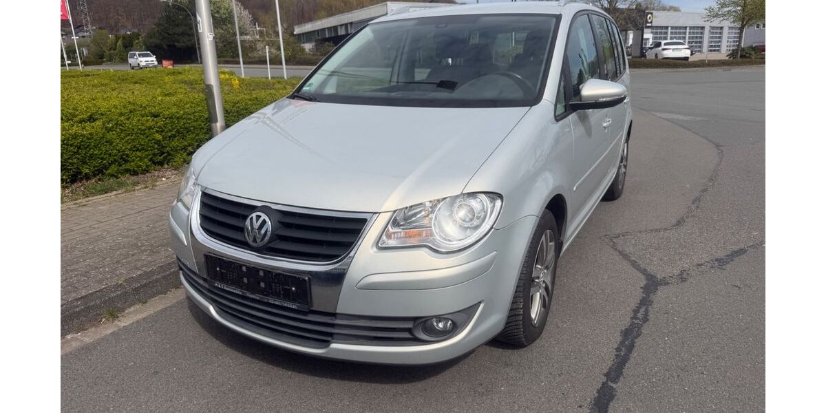 VW Touran 244.000 km 2.599 &euro; Ibbenbüren 49477