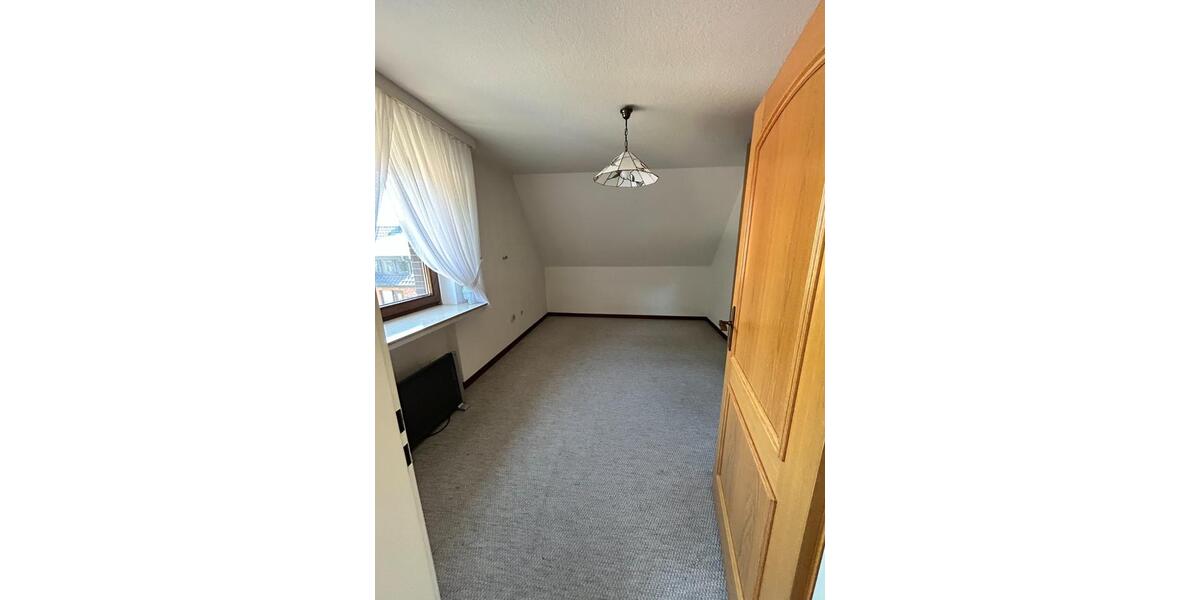 Einfamilienhaus Lingen (Ems) Damaschke - 7 Zimmer, 155 m&sup2;, 345.000&euro; | Angebot:25309101