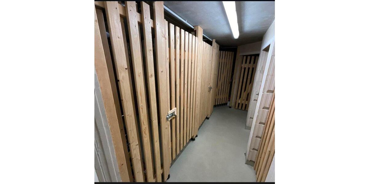 Etagenwohnung Lingen (Ems) Damaschke - 4 Zimmer, 93 m&sup2;, 345&euro; | Angebot:26421259