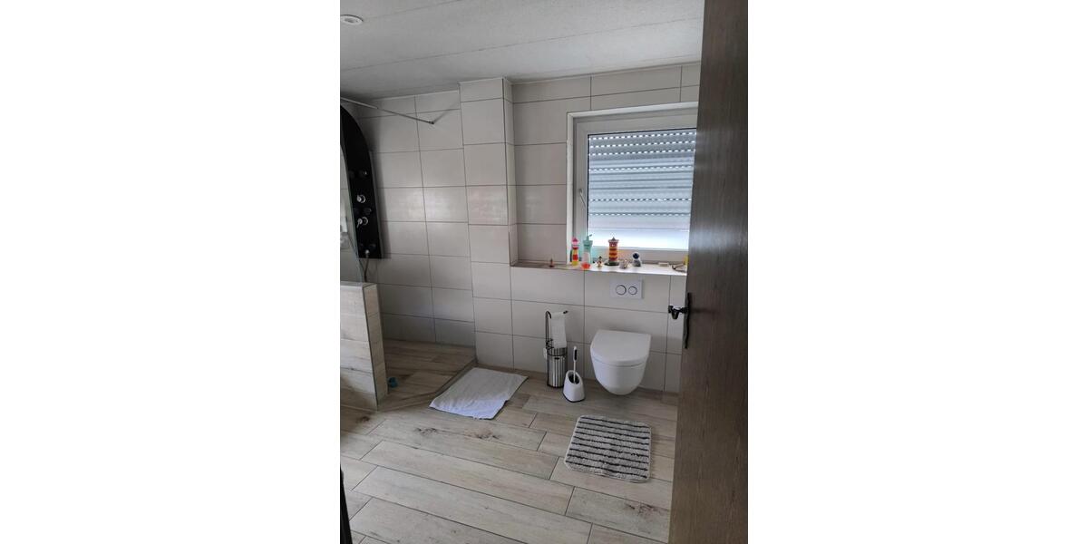 Einfamilienhaus Neuenkirchen - 9 Zimmer, 163 m&sup2;, 304.000&euro; | Angebot:27457355