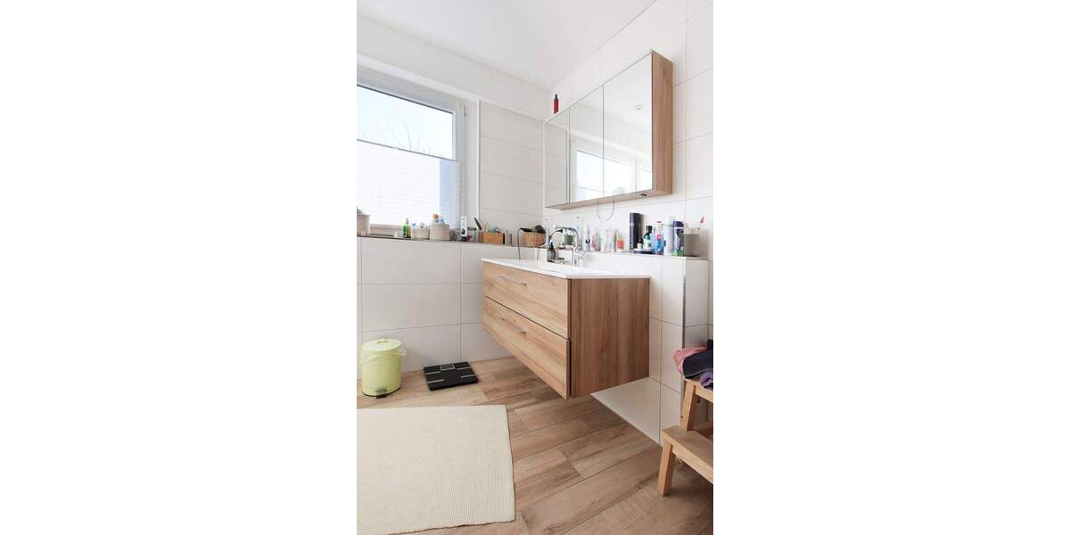 Einfamilienhaus Ibbenbüren Lehen - 8 Zimmer, 195 m&sup2;, 418.000&euro; | Angebot:25897871