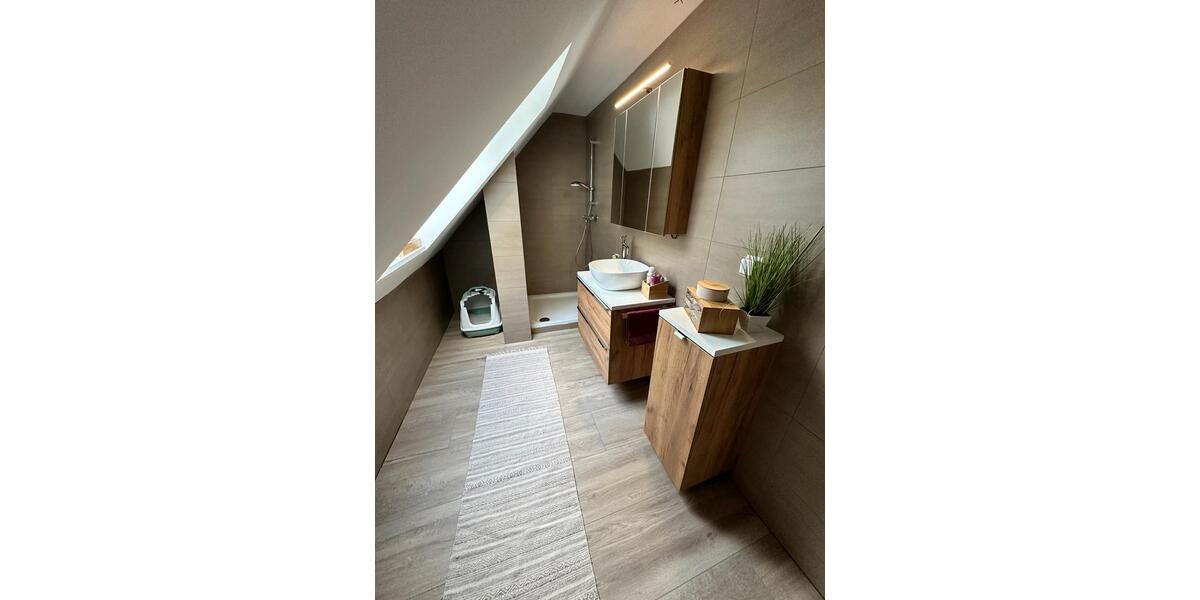 Etagenwohnung Ibbenbüren Bockraden - 7.5 Zimmer, 150 m&sup2;, 1.800&euro; | Angebot:27537322