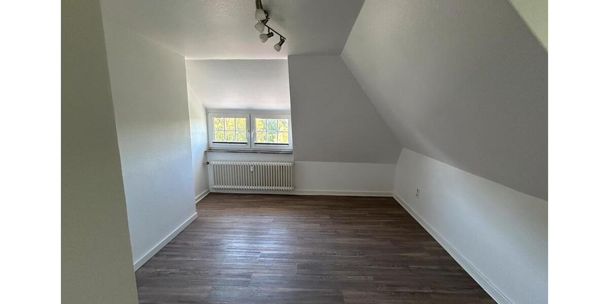 Etagenwohnung Ibbenbüren - 5 Zimmer, 110 m&sup2;, 1.200&euro; | Angebot:27547806