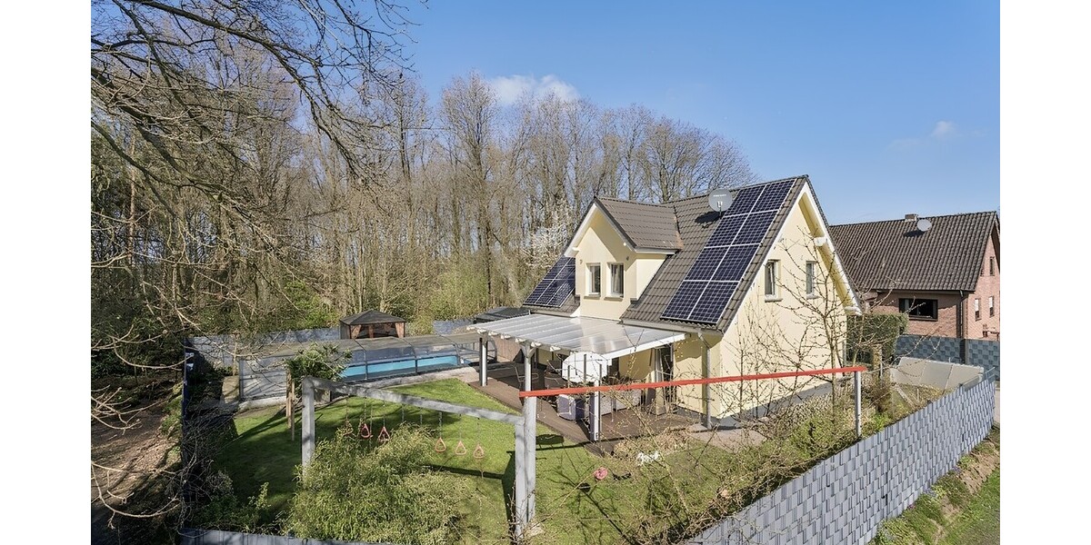 Der Sommer kann kommen- neuwertiges EFH mit naturverbundenem Außenbereich und Poolanlage - Einfamilienhaus Ibbenbüren Ibbenbüren | Angebot:26146995