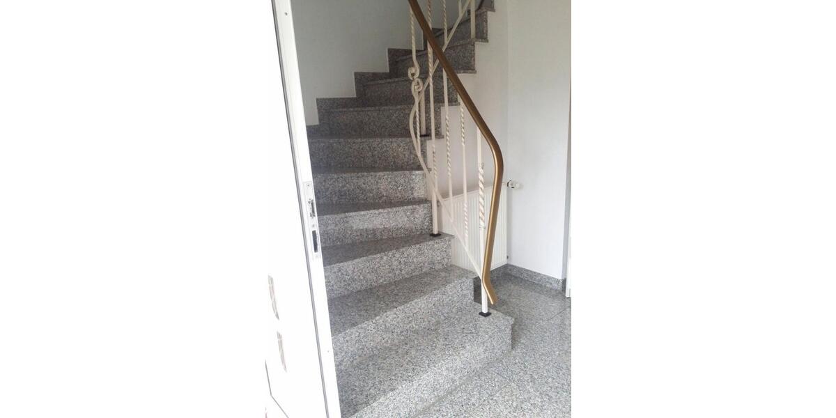 Dachgeschoßwohnung Gronau (Westfahlen) - 2 Zimmer, 70 m&sup2;, 630&euro; | Angebot:24817282