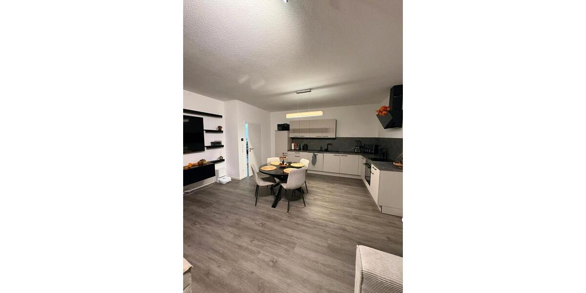 Etagenwohnung Schüttorf - 5 Zimmer, 105 m&sup2;, 1.100&euro; | Angebot:27579641