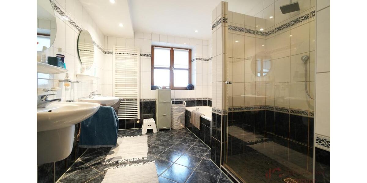 Etagenwohnung Salzbergen - 4 Zimmer, 164 m&sup2;, 1.150&euro; | Angebot:25305162