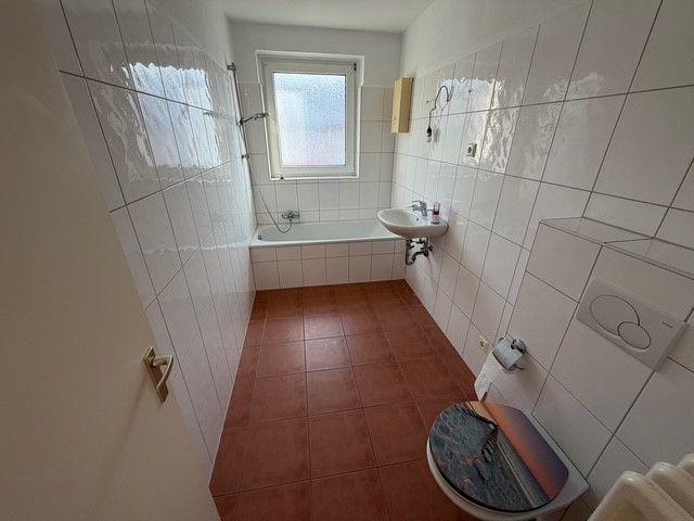 Dachgeschoßwohnung Rheine - 3 Zimmer, 76 m&sup2;, 520&euro; | Angebot:25430650