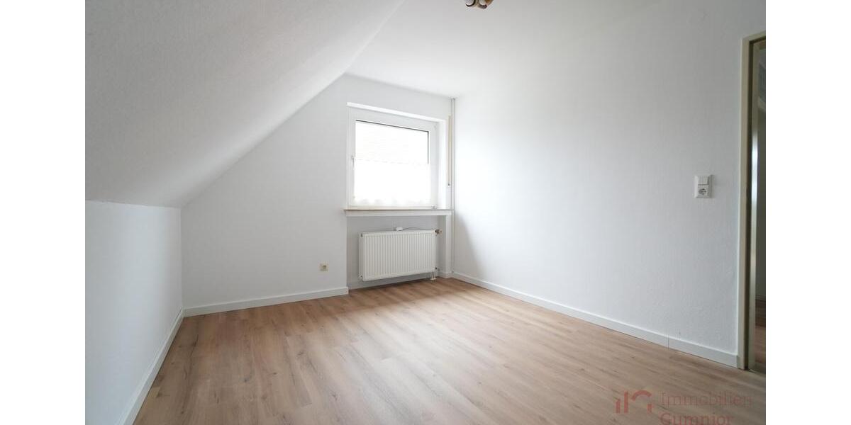 Dachgeschoßwohnung Salzbergen - 4 Zimmer, 80 m&sup2;, 640&euro; | Angebot:26266470