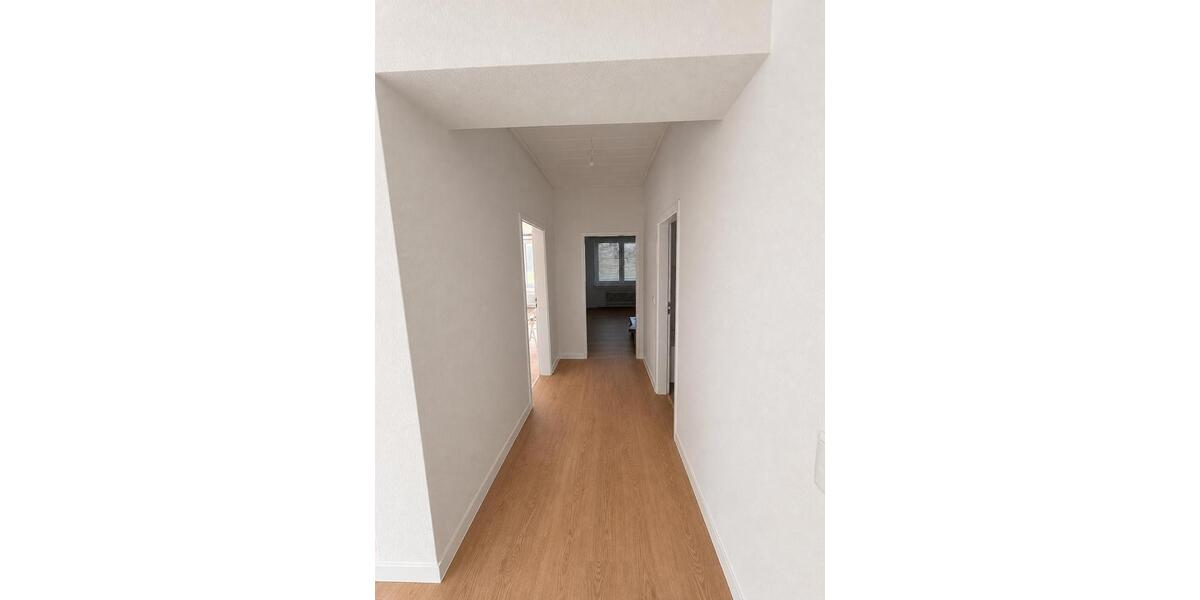 Etagenwohnung Spelle - 3 Zimmer, 122 m&sup2;, 1.200&euro; | Angebot:27565206