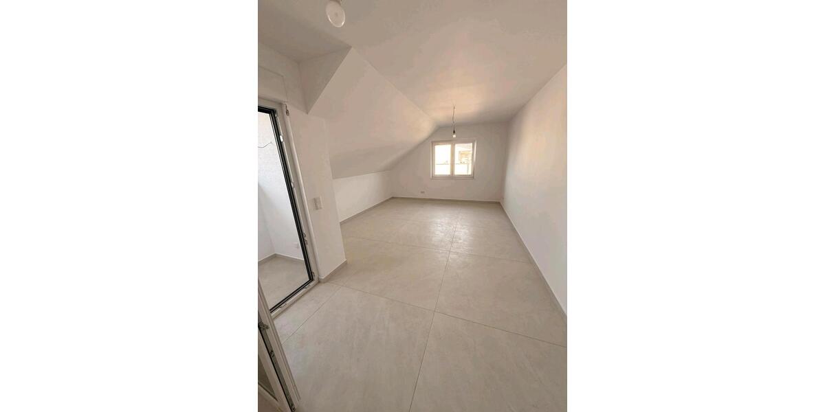 Dachgeschoßwohnung Emsdetten - 3 Zimmer, 73 m&sup2;, 1.100&euro; | Angebot:27596966