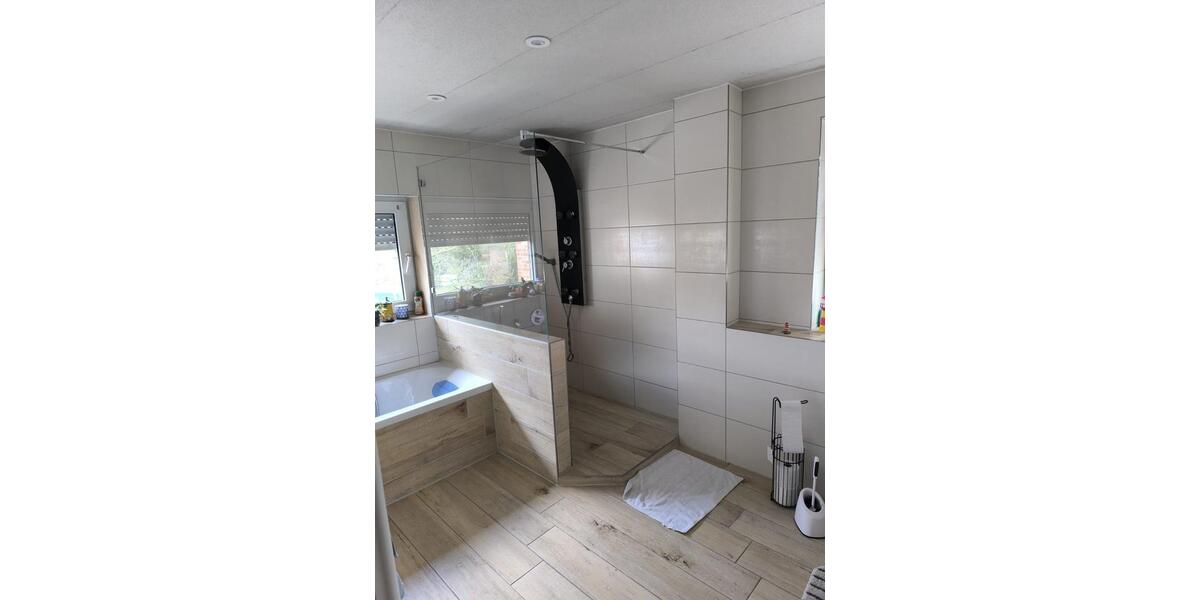 Einfamilienhaus Neuenkirchen - 9 Zimmer, 163 m&sup2;, 304.000&euro; | Angebot:25907451