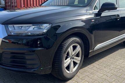 Audi Q7 165.000 km 17.999 &euro; Gronau 48599