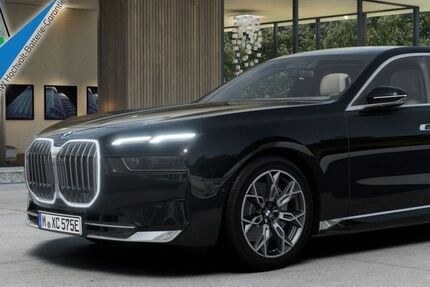 BMW i7 27.928 km 102.700 &euro; Ibbenbüren 49479