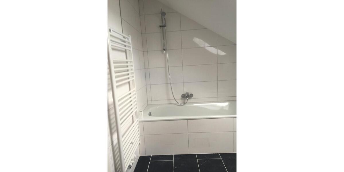 Dachgeschoßwohnung Ibbenbüren Bockraden - 3 Zimmer, 71 m&sup2;, 195.000&euro; | Angebot:26815411