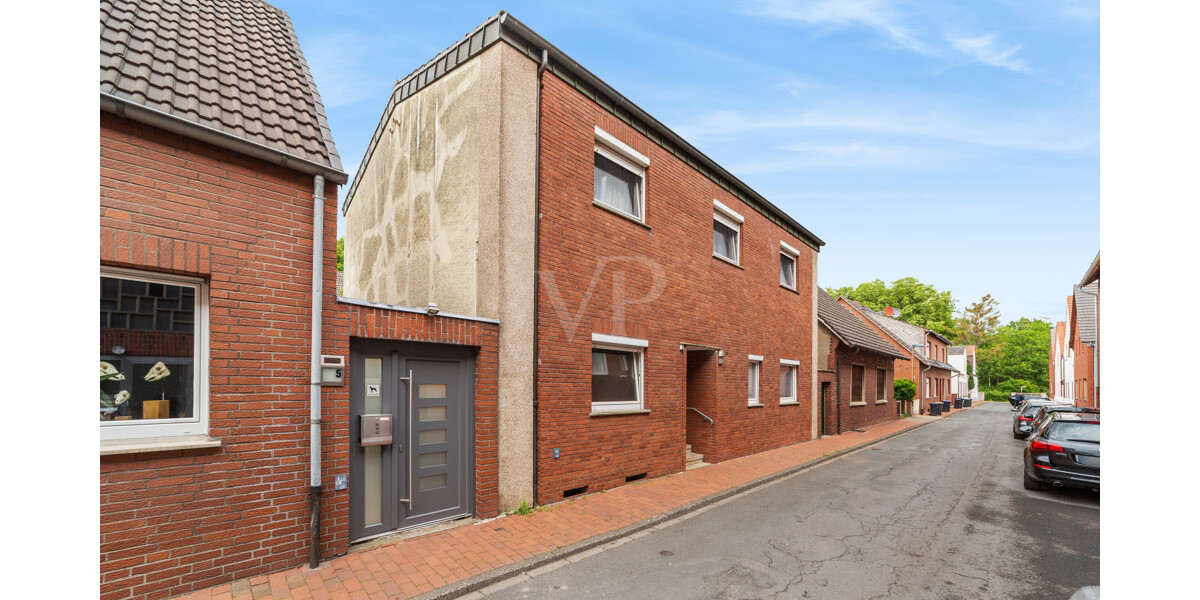 Gepflegtes Mehrfamilienhaus mit drei Wohneinheiten – Kapitalanlage oder Eigennutzung - Mehrfamilienhaus, Wohnhaus Rheine Rheine | Angebot:24819095