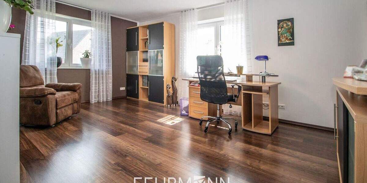 Einfamilienhaus Wettringen - 8 Zimmer, 328 m&sup2;, 699.000&euro; | Angebot:25668209