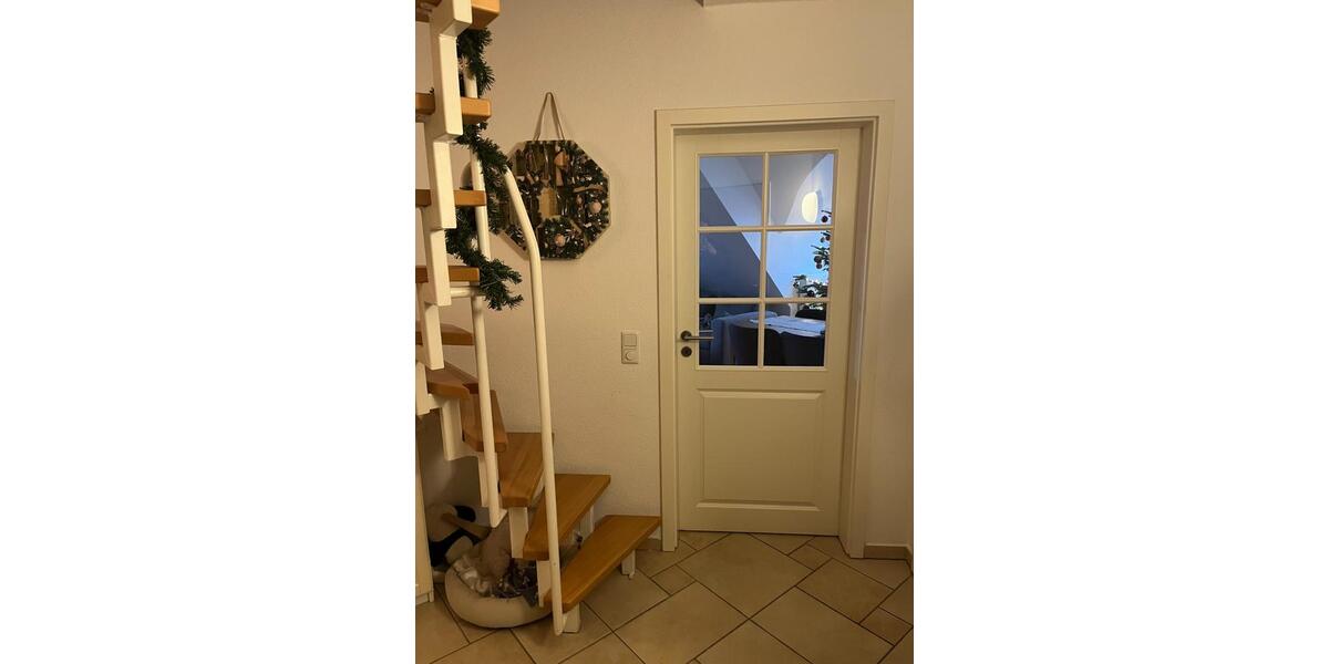 Dachgeschoßwohnung Lingen (Ems) - 3 Zimmer, 78 m&sup2;, 710&euro; | Angebot:25417180