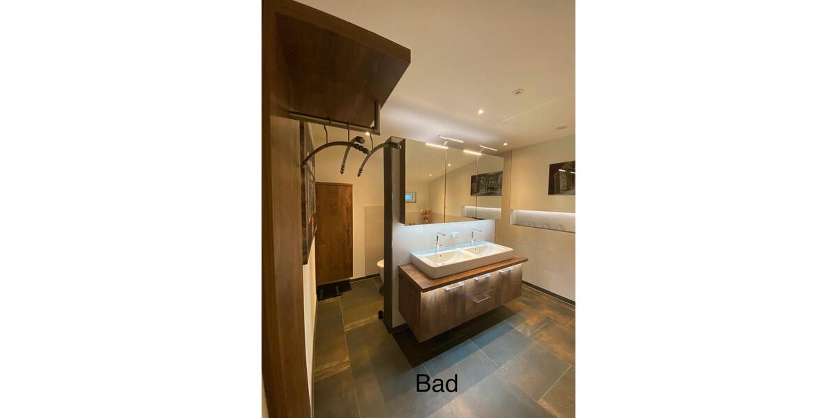 Erdgeschoßwohnung Gronau (Westfahlen) - 4 Zimmer, 150 m&sup2;, 1.190&euro; | Angebot:27626017