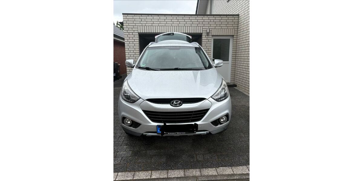 Hyundai ix35 58.800 km 13.000 &euro; Ibbenbüren 49479