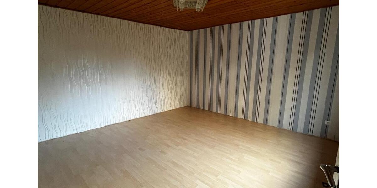 Doppelhaushälfte Rheine Altenrheine - 7 Zimmer, 150 m&sup2;, 180.000&euro; | Angebot:26698059