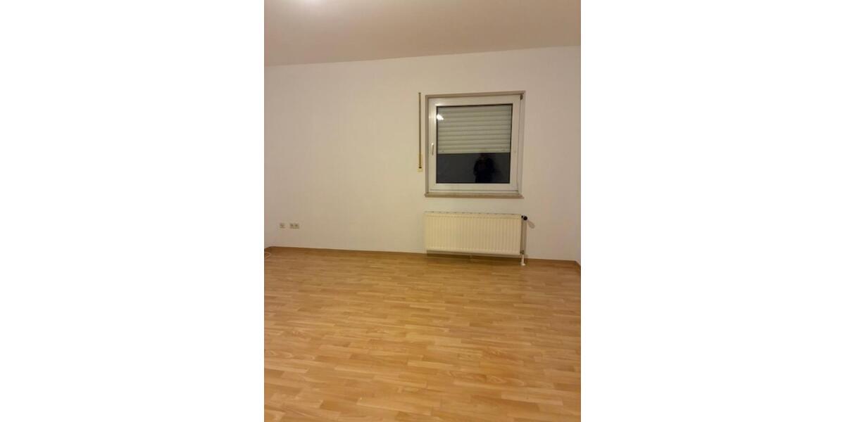 Etagenwohnung Lingen (Ems) - 2.5 Zimmer, 64 m&sup2;, 610&euro; | Angebot:25455602