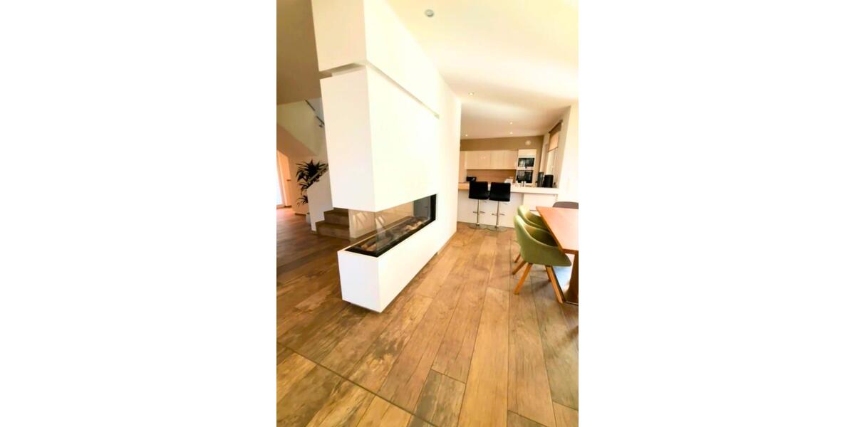 Einfamilienhaus Lingen (Ems) Damaschke - 5 Zimmer, 200 m&sup2;, 2.900&euro; | Angebot:26366788