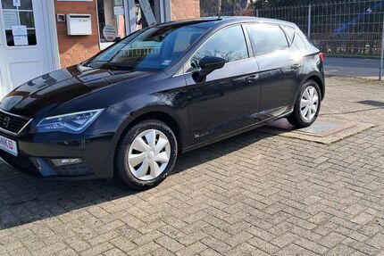 Seat Leon 180.000 km 10.400 &euro; Voltlage bei Osnabrück 49599