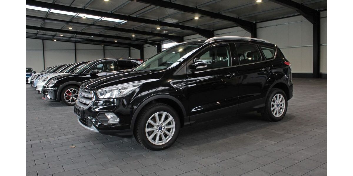 Ford Kuga 136.150 km 14.490 &euro; Andervenne 49832