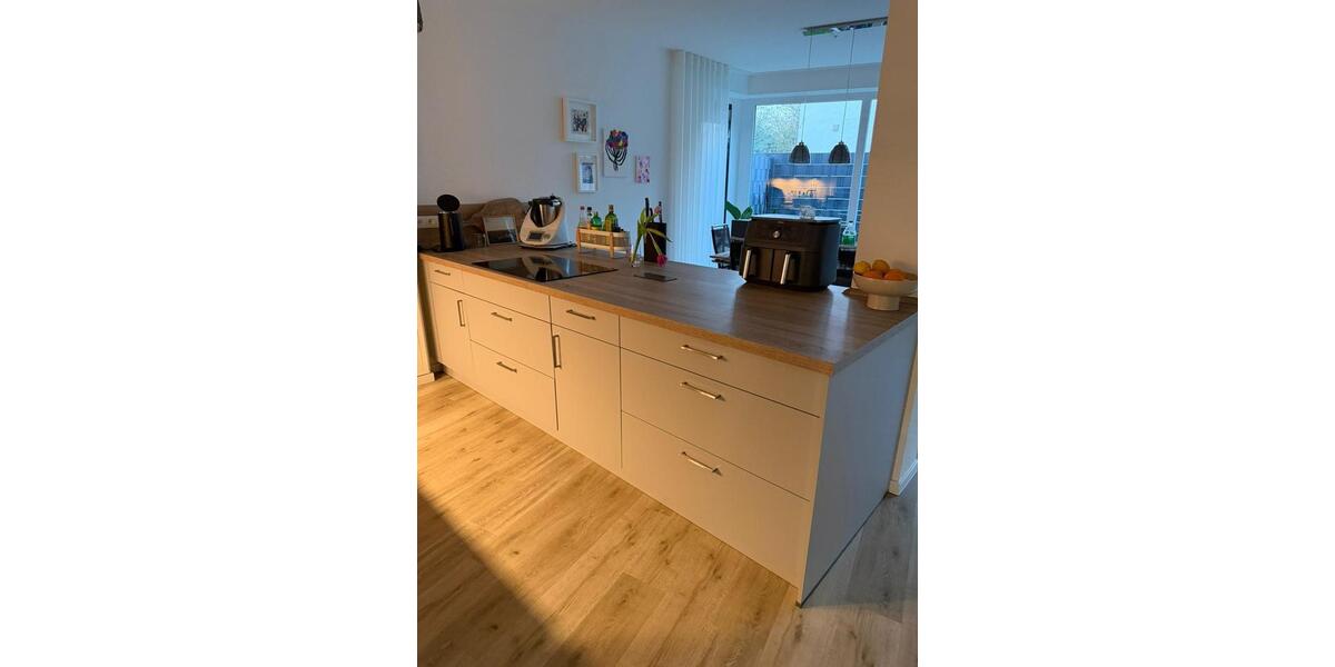 Erdgeschoßwohnung Lingen (Ems) - 2 Zimmer, 83 m&sup2;, 950&euro; | Angebot:25852977