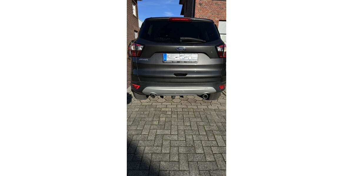 Ford Kuga 95.000 km 17.500 &euro; Greven 48268