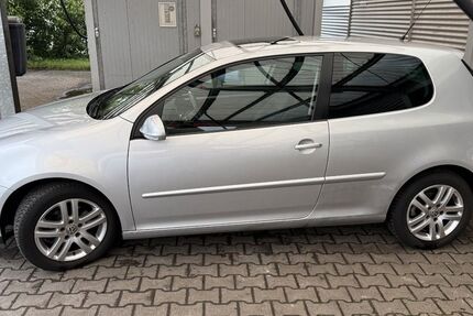VW Golf 133.000 km 3.099 &euro; Rheine 48431
