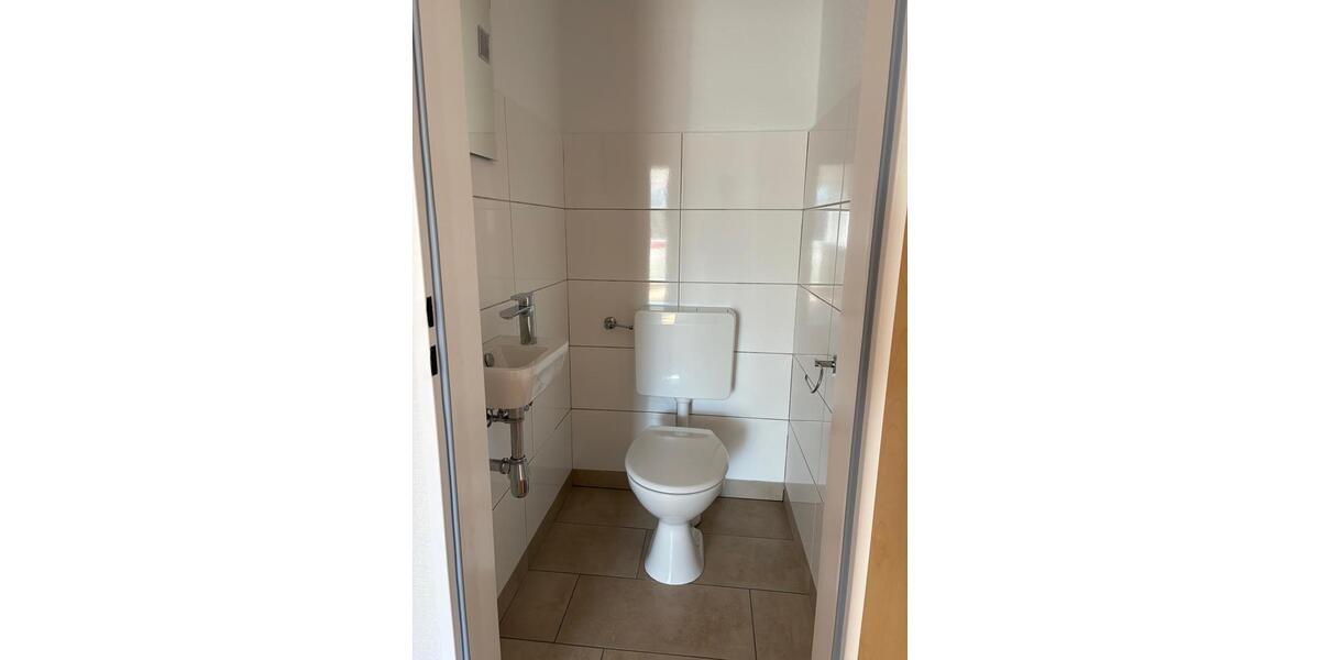 Etagenwohnung Lingen (Ems) Damaschke - 4 Zimmer, 102 m&sup2;, 900&euro; | Angebot:27620386