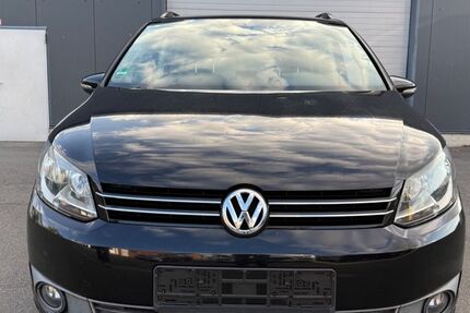 VW Touran 276.000 km 2.900 &euro; Rheine 48432