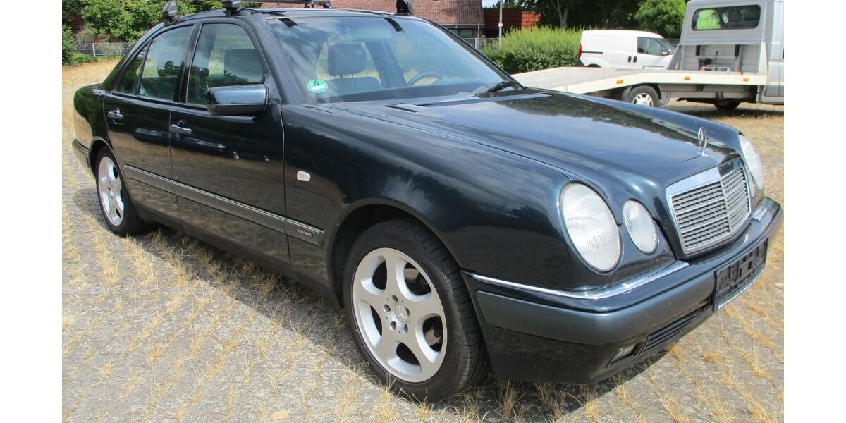 Mercedes-Benz E 200 202.009 km 4.450 &euro; Lingen - Baccum 49811