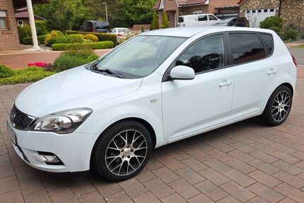 Kia ceed / Ceed 114.000 km 4.400 &euro; Lingen 49811