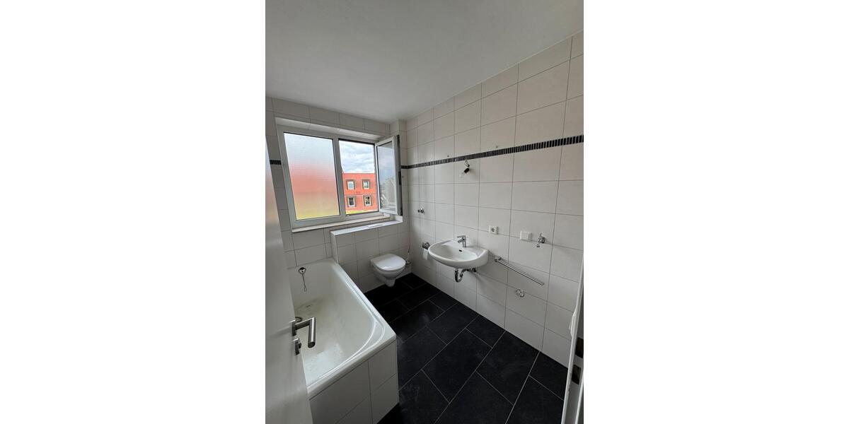Etagenwohnung Gronau (Westfahlen) - 2 Zimmer, 67 m&sup2;, 750&euro; | Angebot:27547062