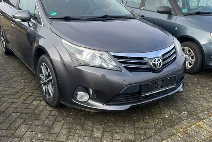 Toyota Avensis 187.000 km 7.630 &euro; Hörstel 48477