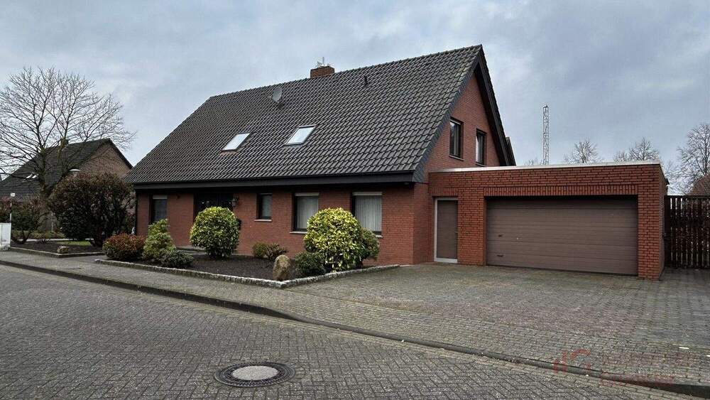 Einfamilienhaus Salzbergen - 9 Zimmer, 241 m&sup2;, 330.000&euro; | Angebot:25698292