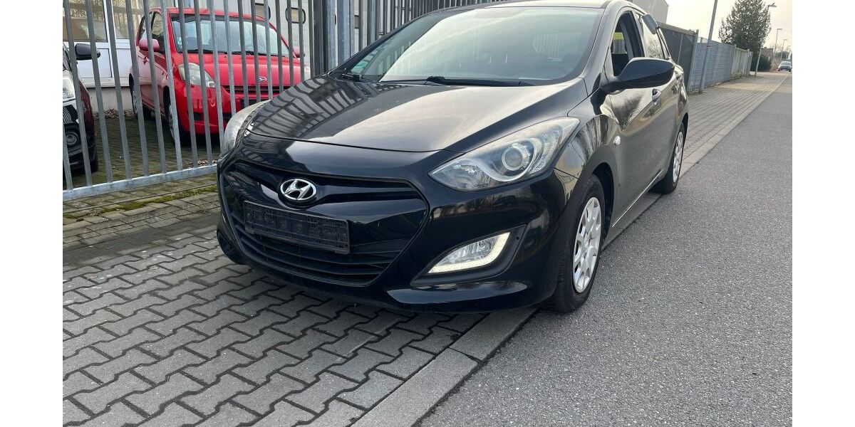 Hyundai i30 87.887 km 7.930 &euro; Hörstel 48477