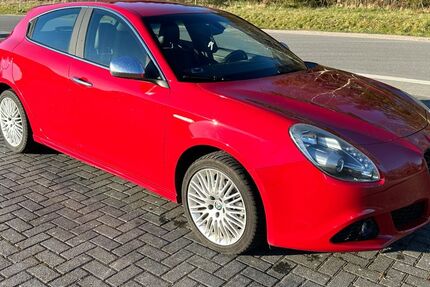 Alfa Romeo Giulietta 137.000 km 7.000 &euro; Schüttorf 48465