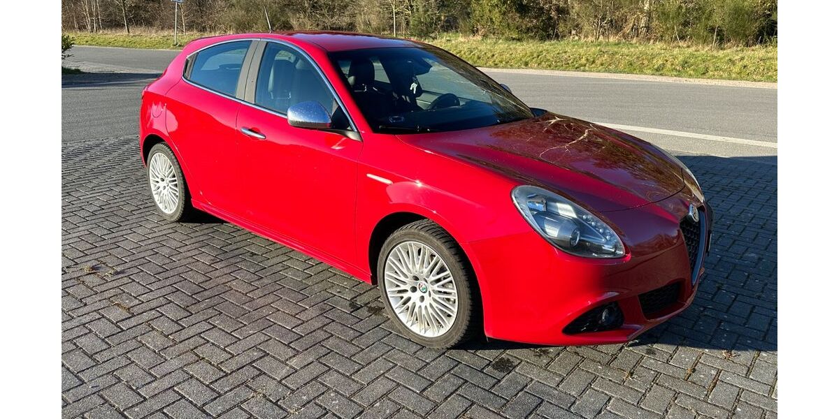 Alfa Romeo Giulietta 137.000 km 7.000 &euro; Schüttorf 48465